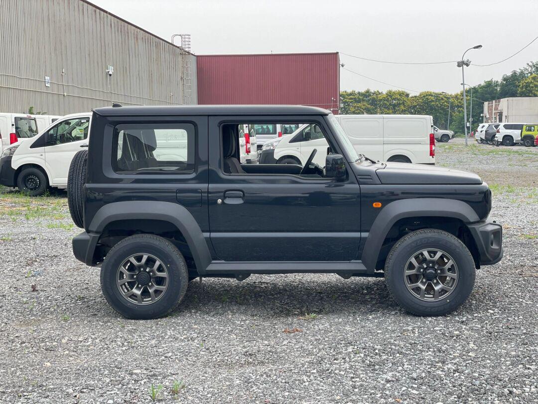 铃木吉姆尼 手动顶配22款