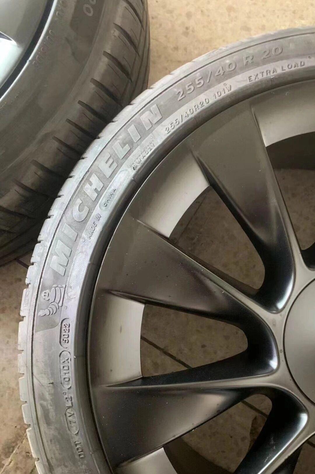特斯拉20寸轮毂