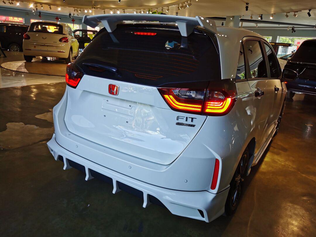 3000公里 原装无限版飞度 额外赠送七万块改件 两万块车衣 原版原漆