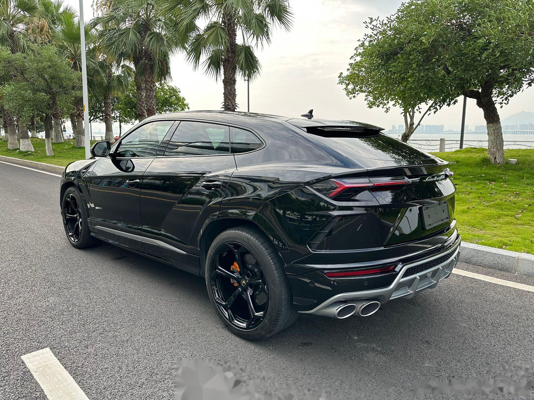 上新一台大黑牛, 黑色外观 橙色内饰, 一万多公里 有点低调的美,_汽车