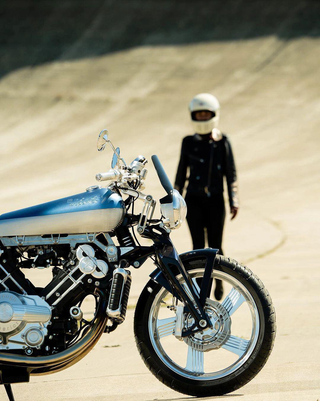 手工定制奢侈品摩托车,摩托车中的劳斯莱斯,broughsuperior 100周