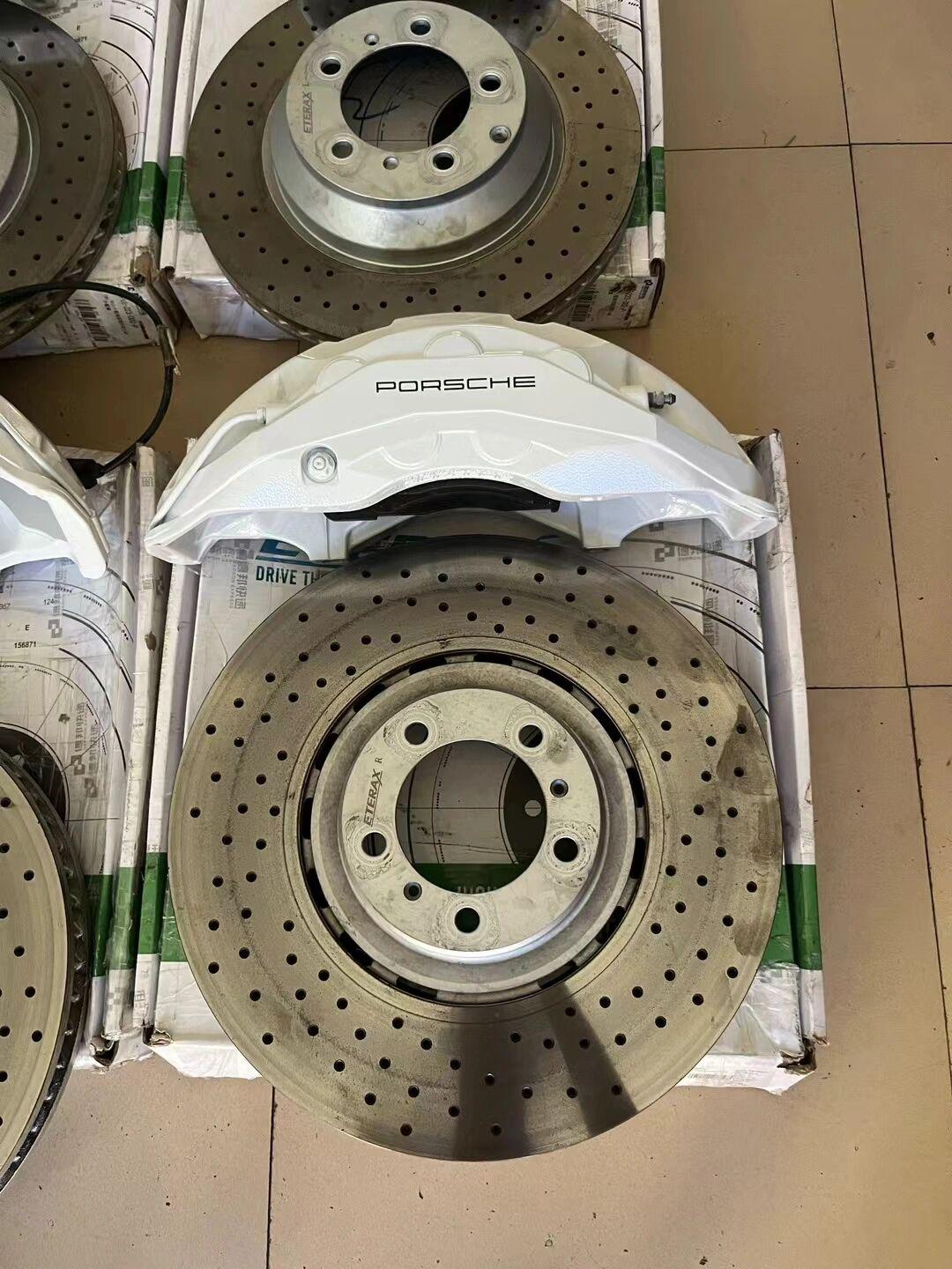 原装正品保时捷帕拉梅拉前十后四刹车卡钳 阿基波罗10活塞 卡钳 适合