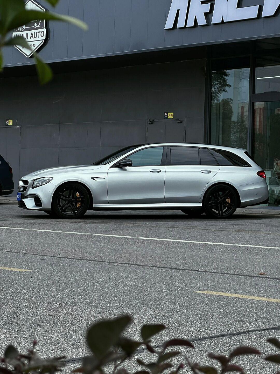 西装暴徒|amg e63s旅行版!