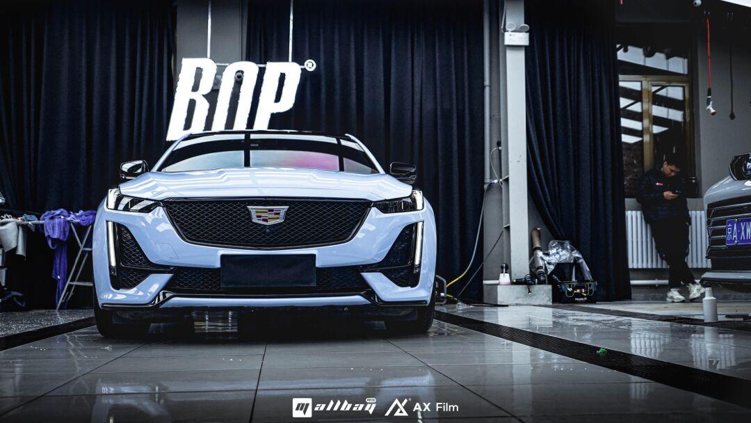 凯迪拉克ct5改色亮迷雾蓝 来看高清靓图00