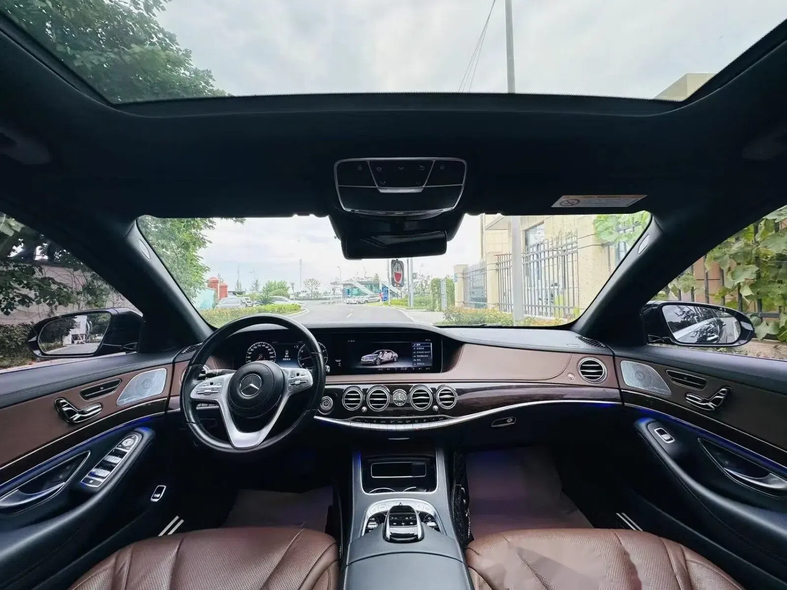 奔驰s320高配,售价56.88万.具体