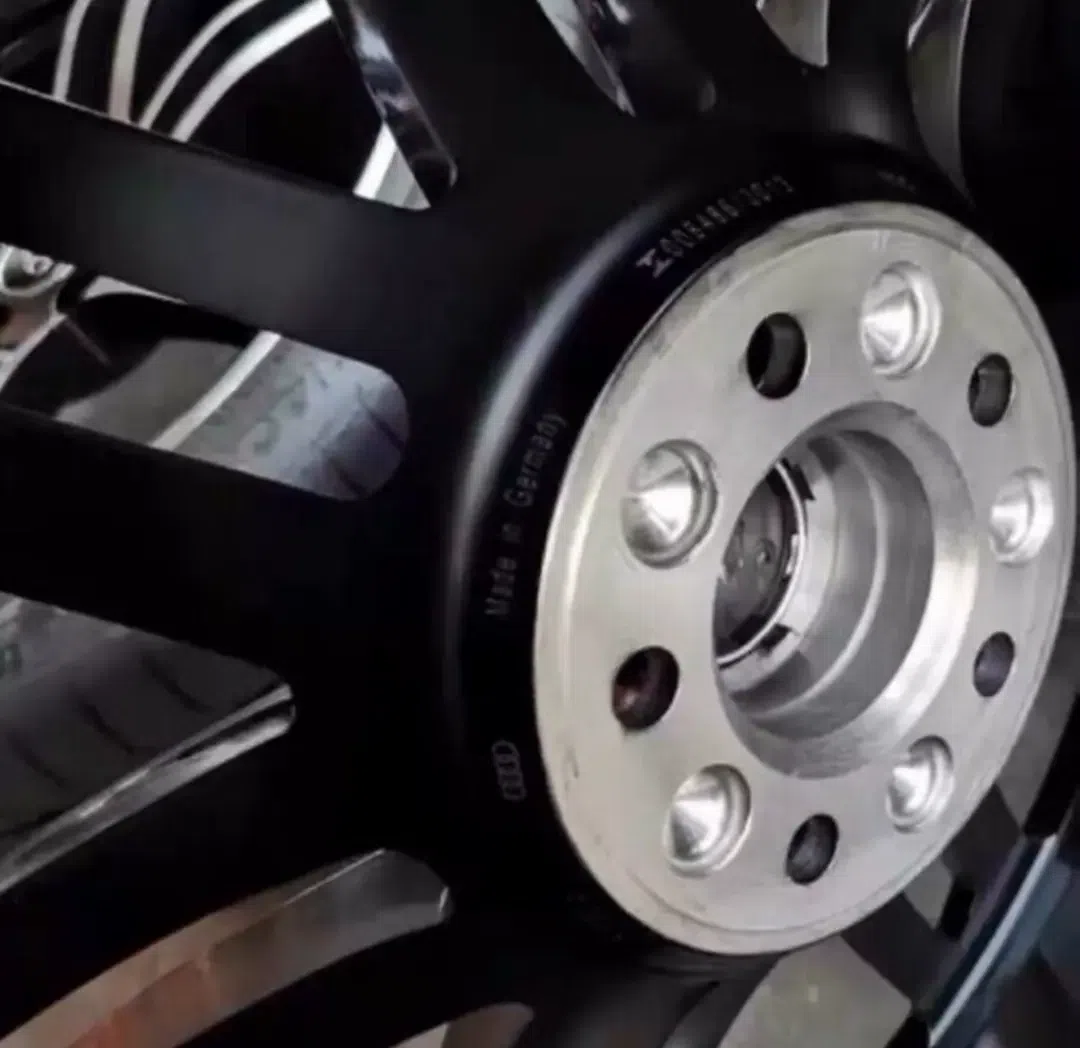 20寸奥迪rs6轮毂20寸原厂德国进口锻造钢圈拆车件 适配:奥迪a6/a7/a8