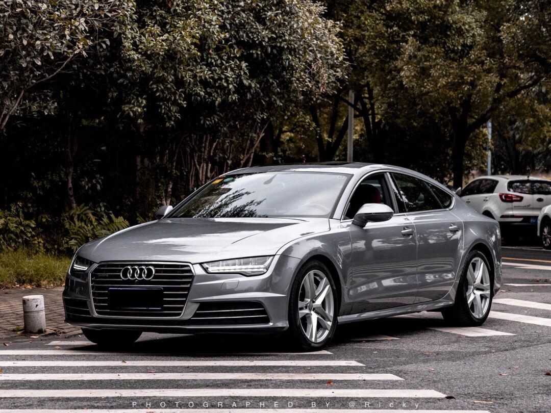 奥迪 a7 50tfsi