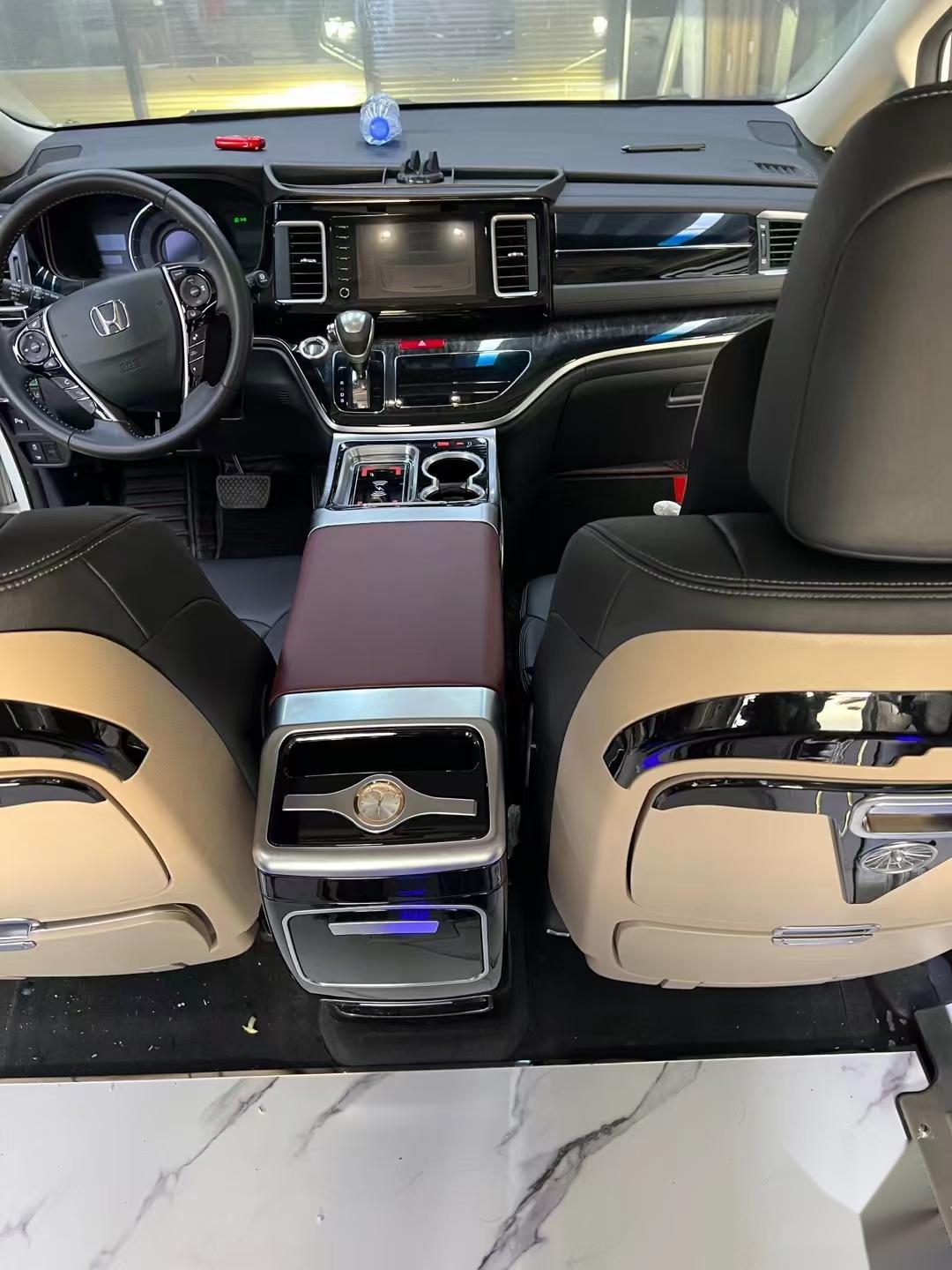 新款艾力绅 奥德赛二代升级版扶手箱上市.