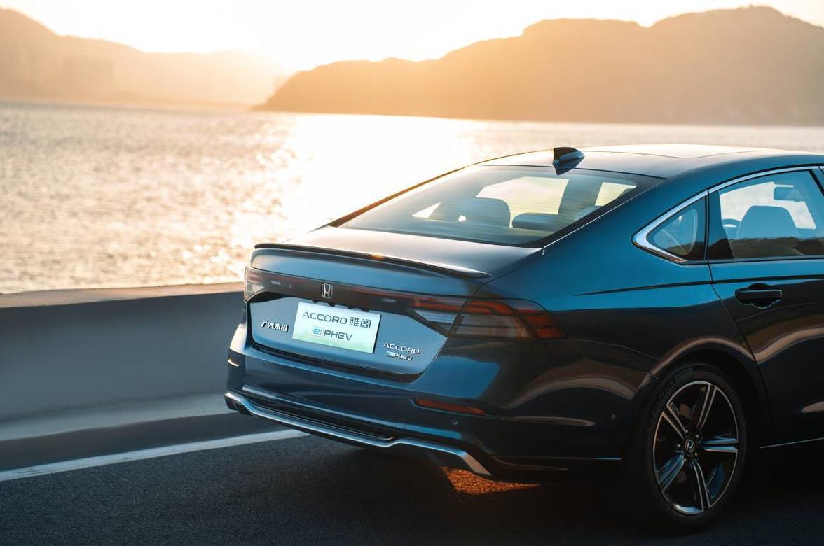 如今新能源汽车的市场渗透率日益提高,其中插电式混合动力车型在2023