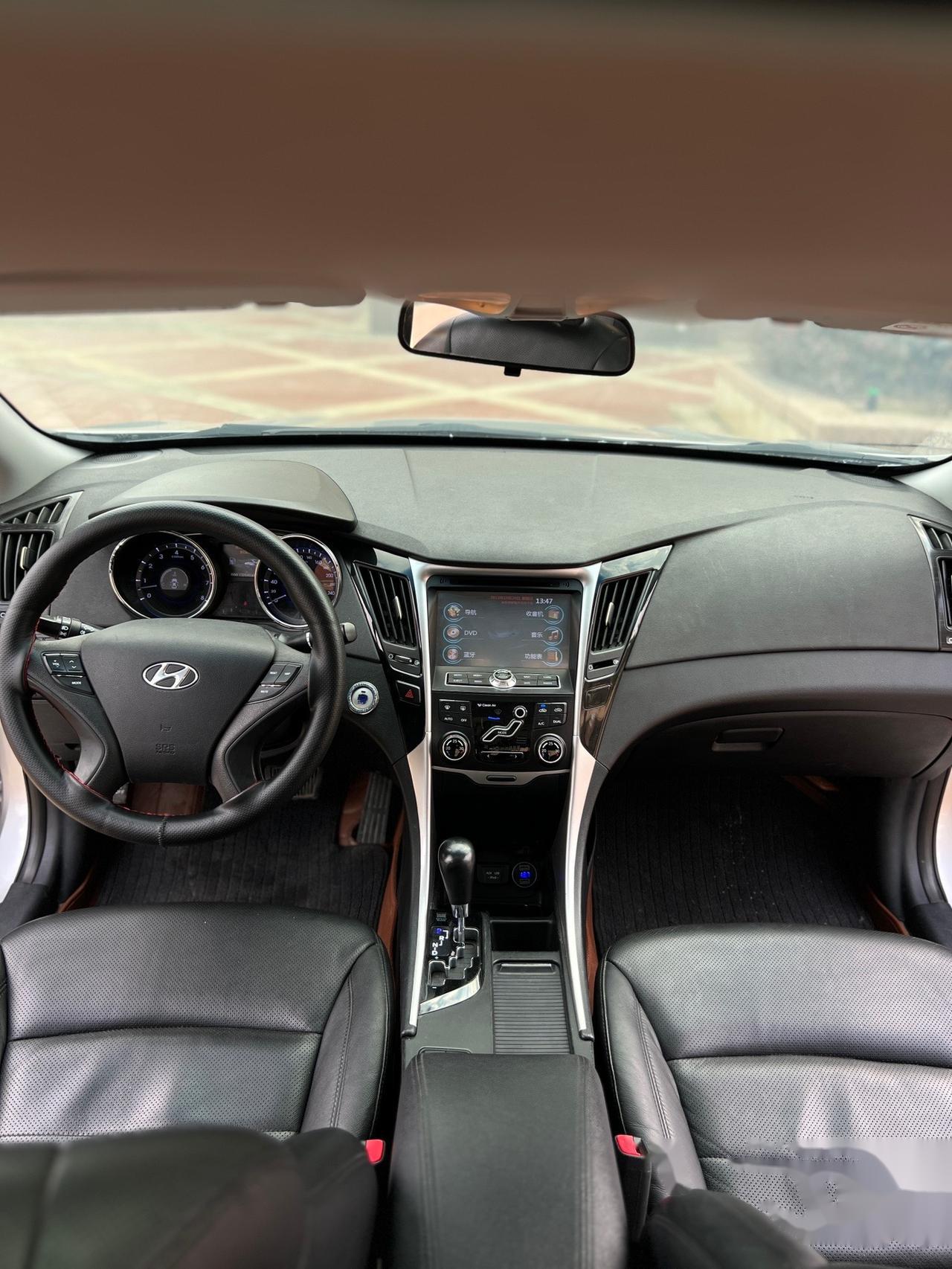 北京现代索纳塔8代