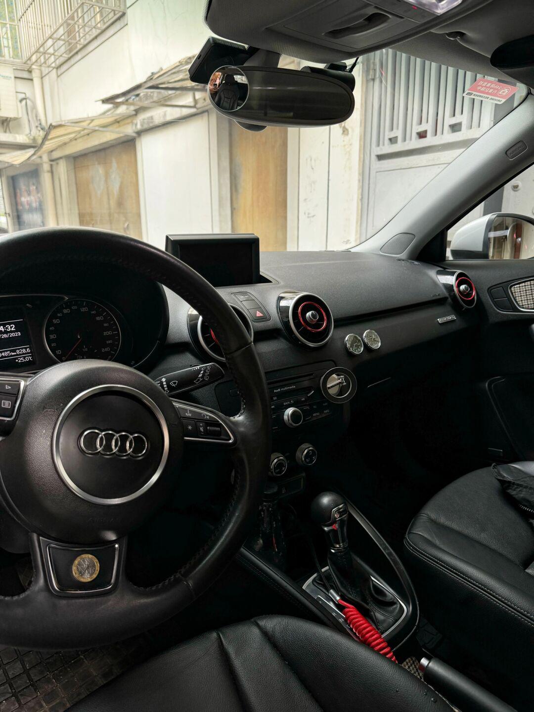 奥迪a1 双门 伪钢炮