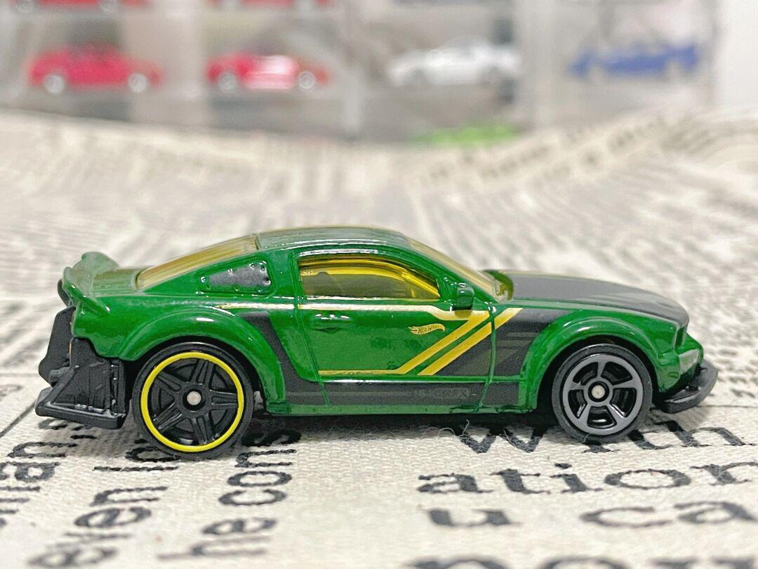 意外收获,风火轮2005福特mustang