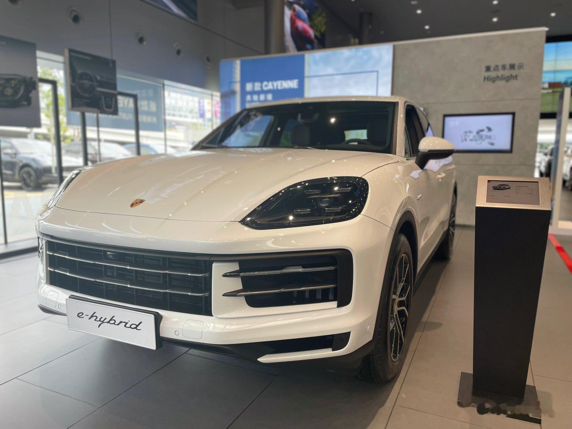 保时捷全新cayenne 保时捷又一款巅峰之作