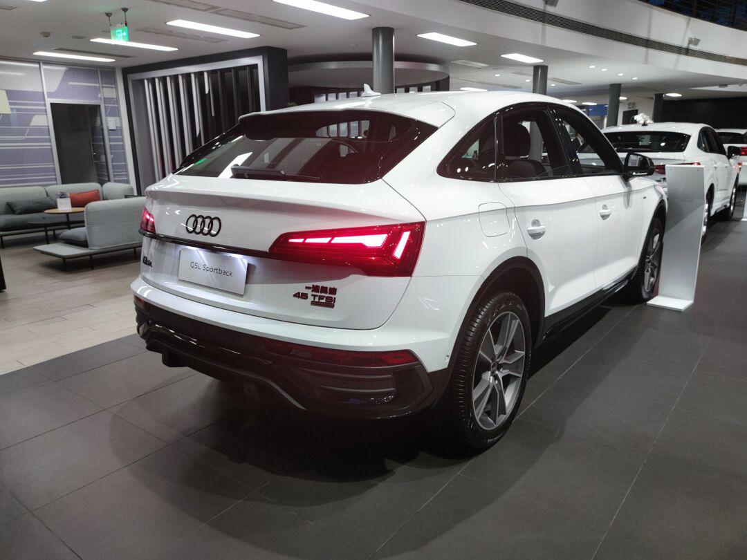 这个q5l肯定和你见到的不一样56615