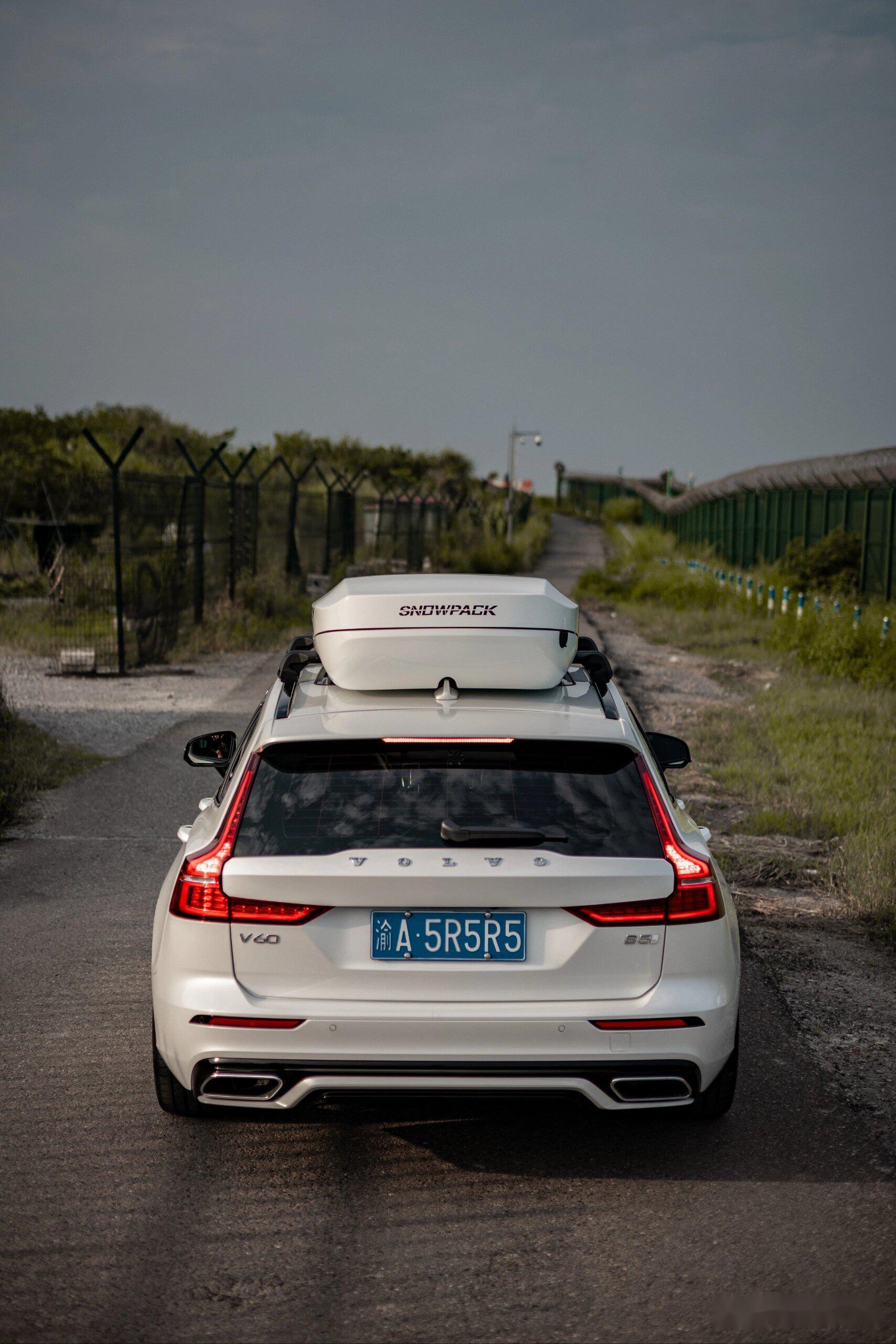 "沃的用车公式",可能更多的是通过一些小改动,让车更符合_沃尔沃v60