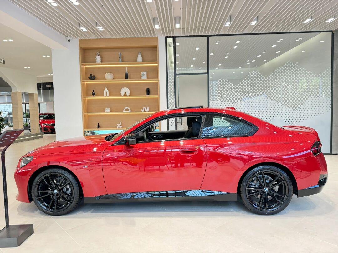 墨尔本红双门后驱版宝马2系现车,有想法吗?