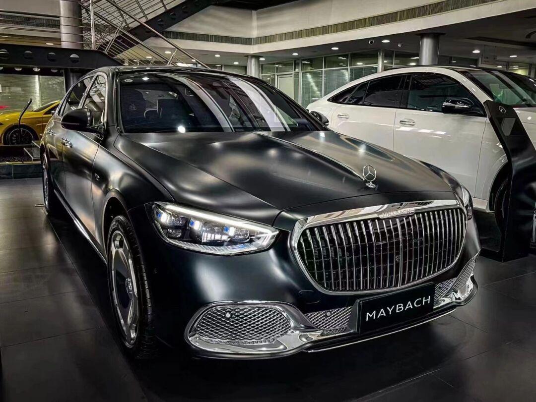 迈巴赫s680最后一代v12发动机