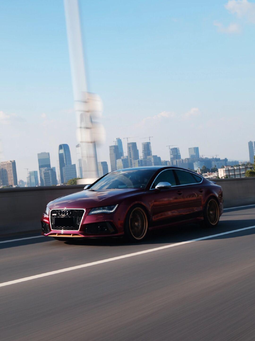 奥迪rs7 液态龙血红=71