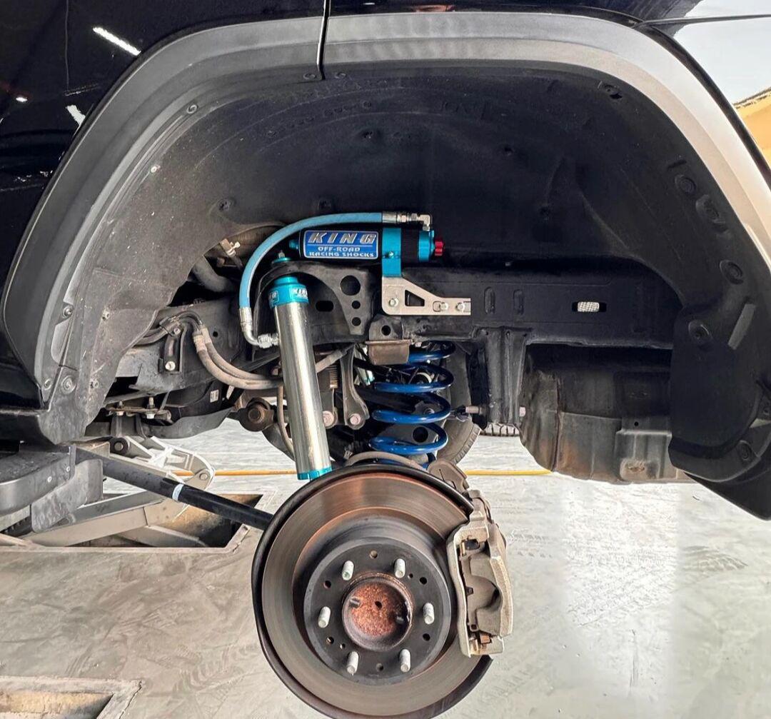 陆巡lc300 雷克萨斯lx600 king 2.5 3.0管径系列减震器!