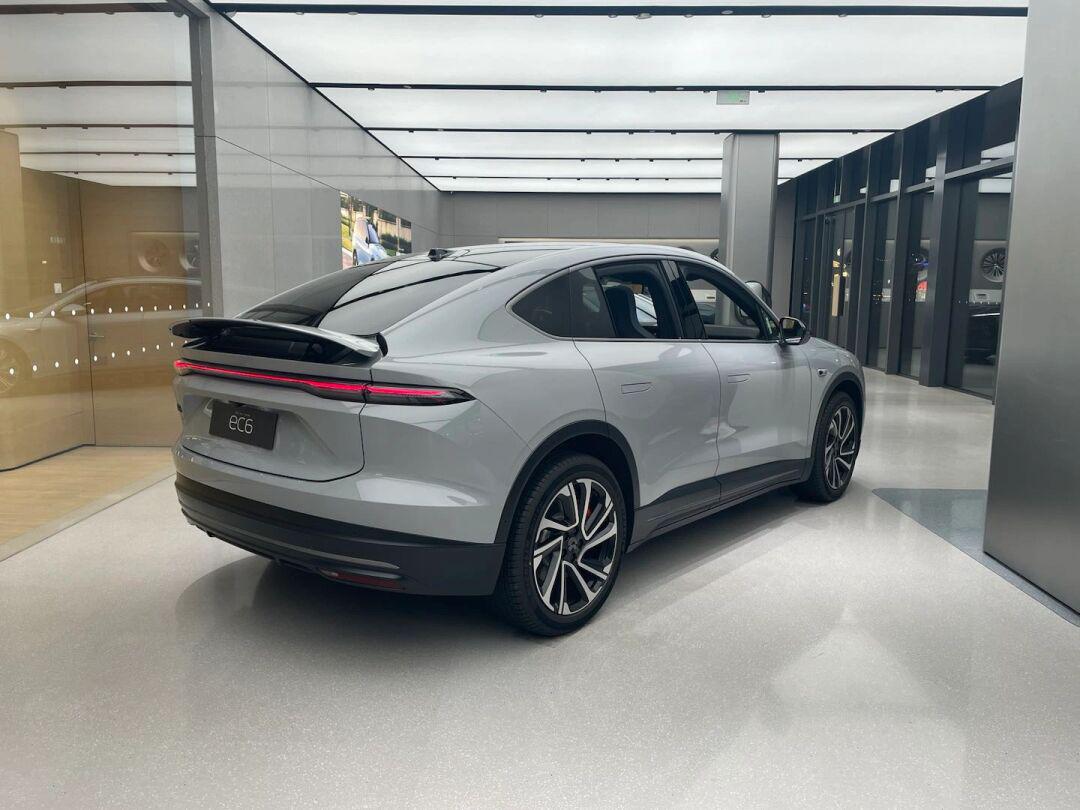 铁子们 30万预算买蔚来ec6星灰 颜值爆表啊