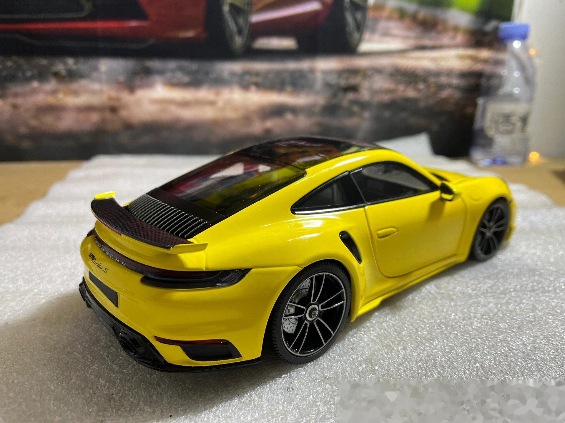 汽车模型定制 汽车模型定制,帮朋友定了一台1比18保时捷911的汽车模型