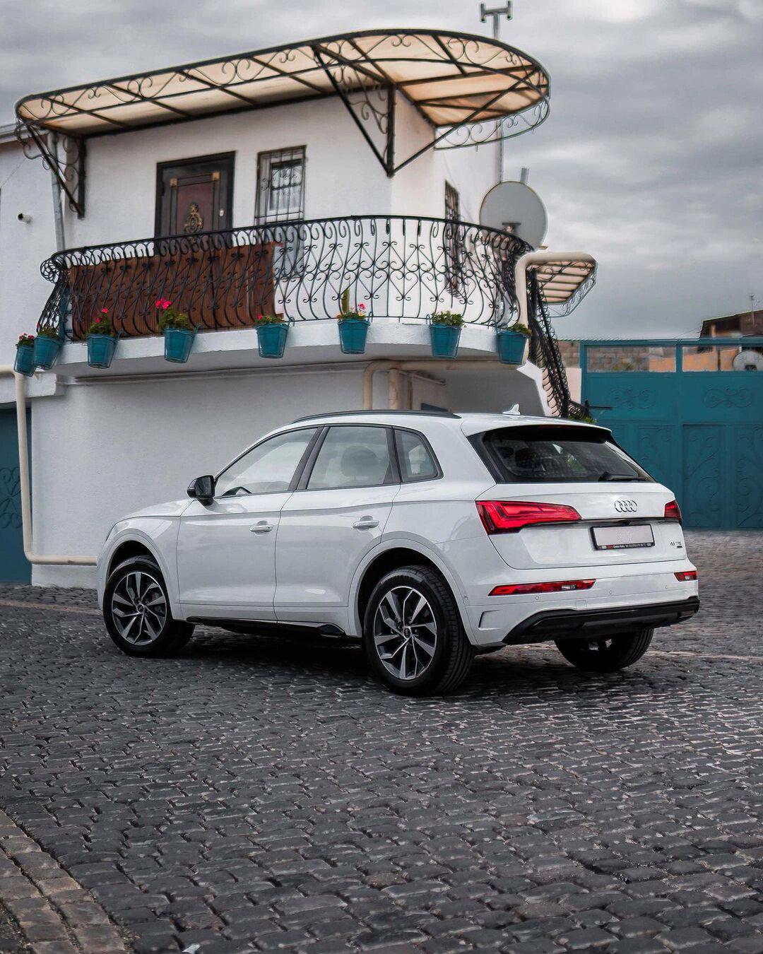 2023款奥迪q5l 45tfsi 前置四驱,最大马力245匹,7挡湿式双离合