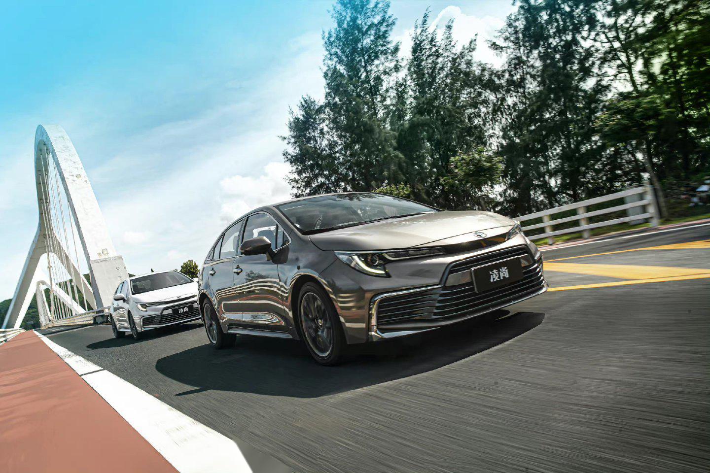 广汽丰田凯美瑞作为一款全球知名的中高级轿车,凭借其卓越的性能和