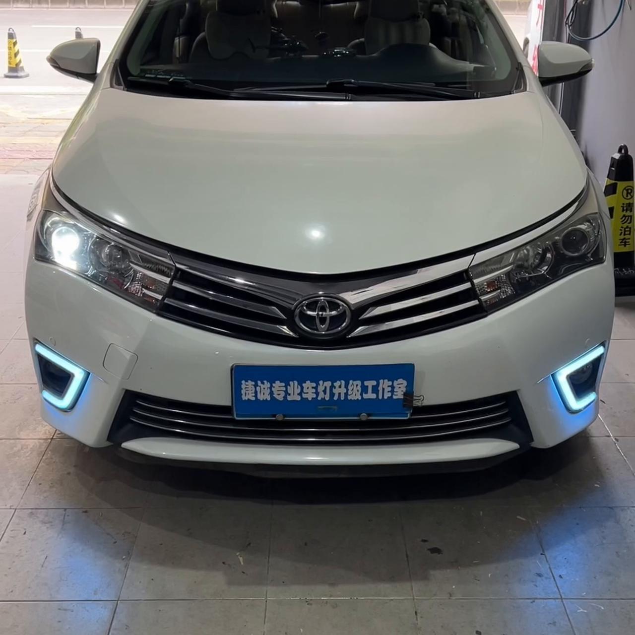 14款丰田卡罗拉升级莱易德小激光透镜