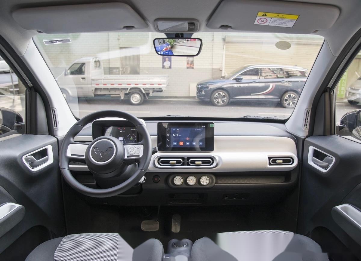 新款五菱宏光miniev马卡龙车型将在11月14日上市,官方称其为第三代