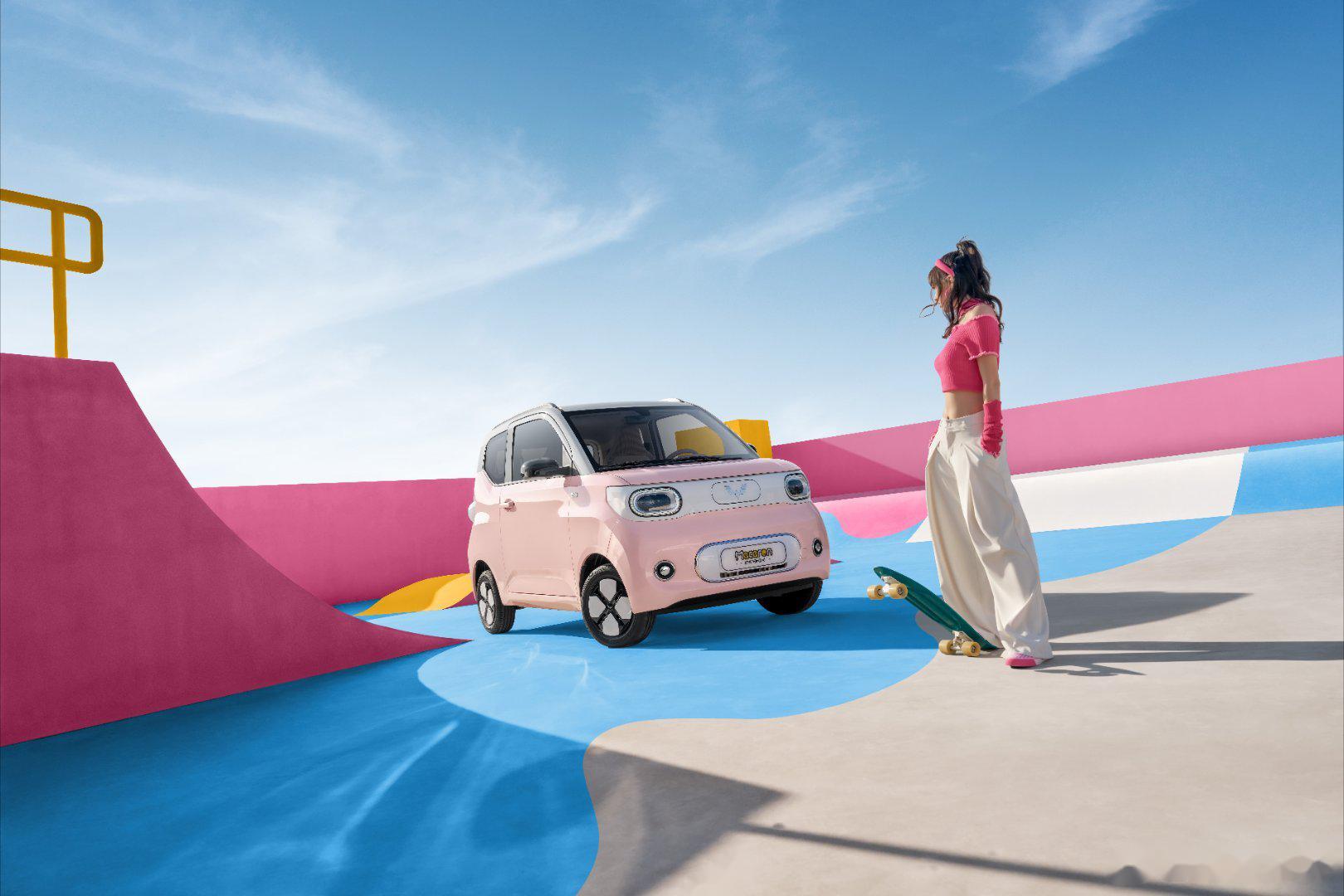 今日,五菱官方宣布宏光miniev第三代马卡龙将于11月14日正式上市,并