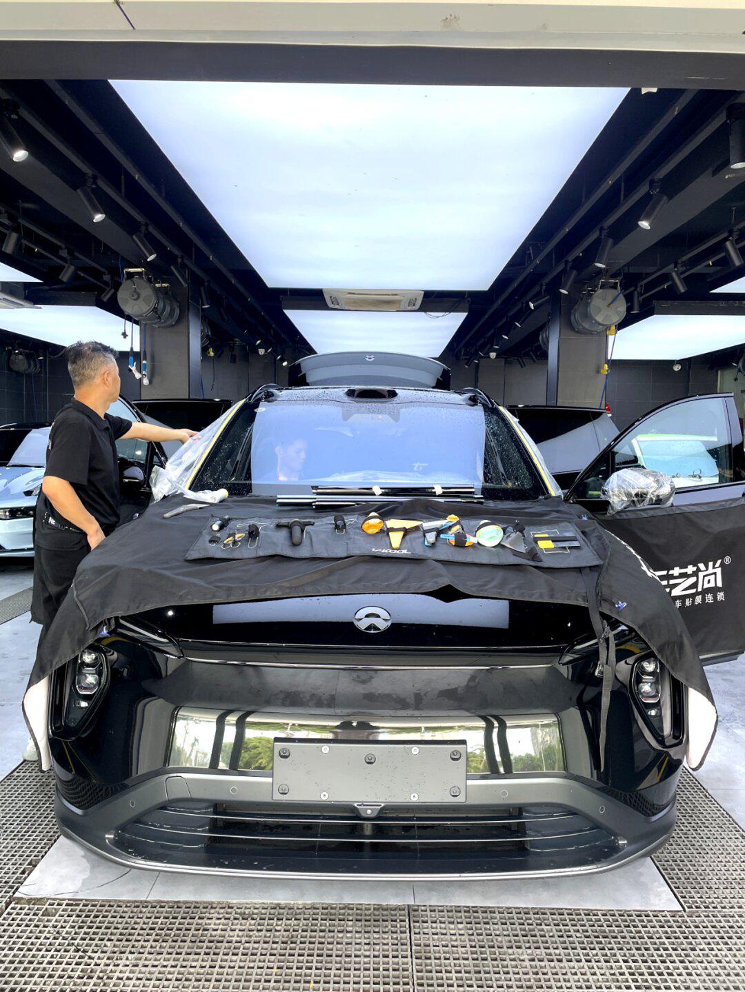 全新蔚来es6装贴威固隔热膜vk70 k15效果