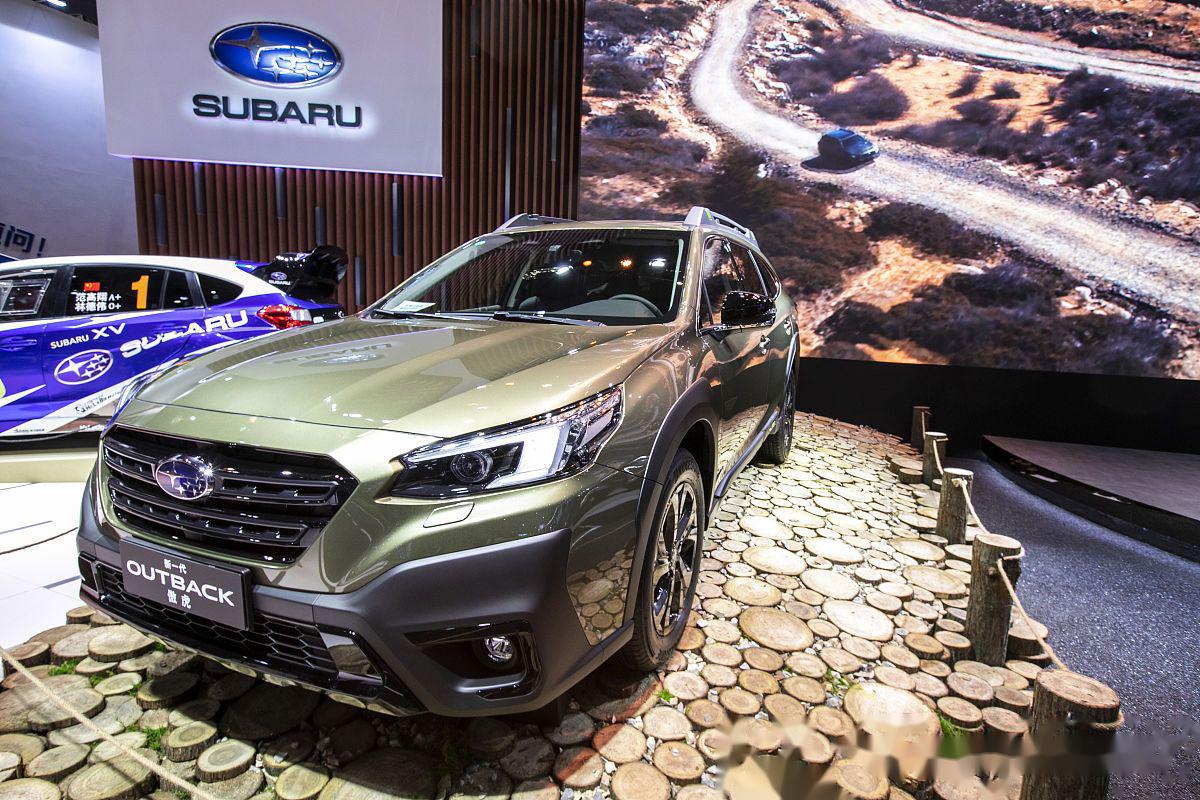 斯巴鲁傲虎是一款备受欢迎的紧凑型suv,它在性能,参数,内饰和驾驶体验