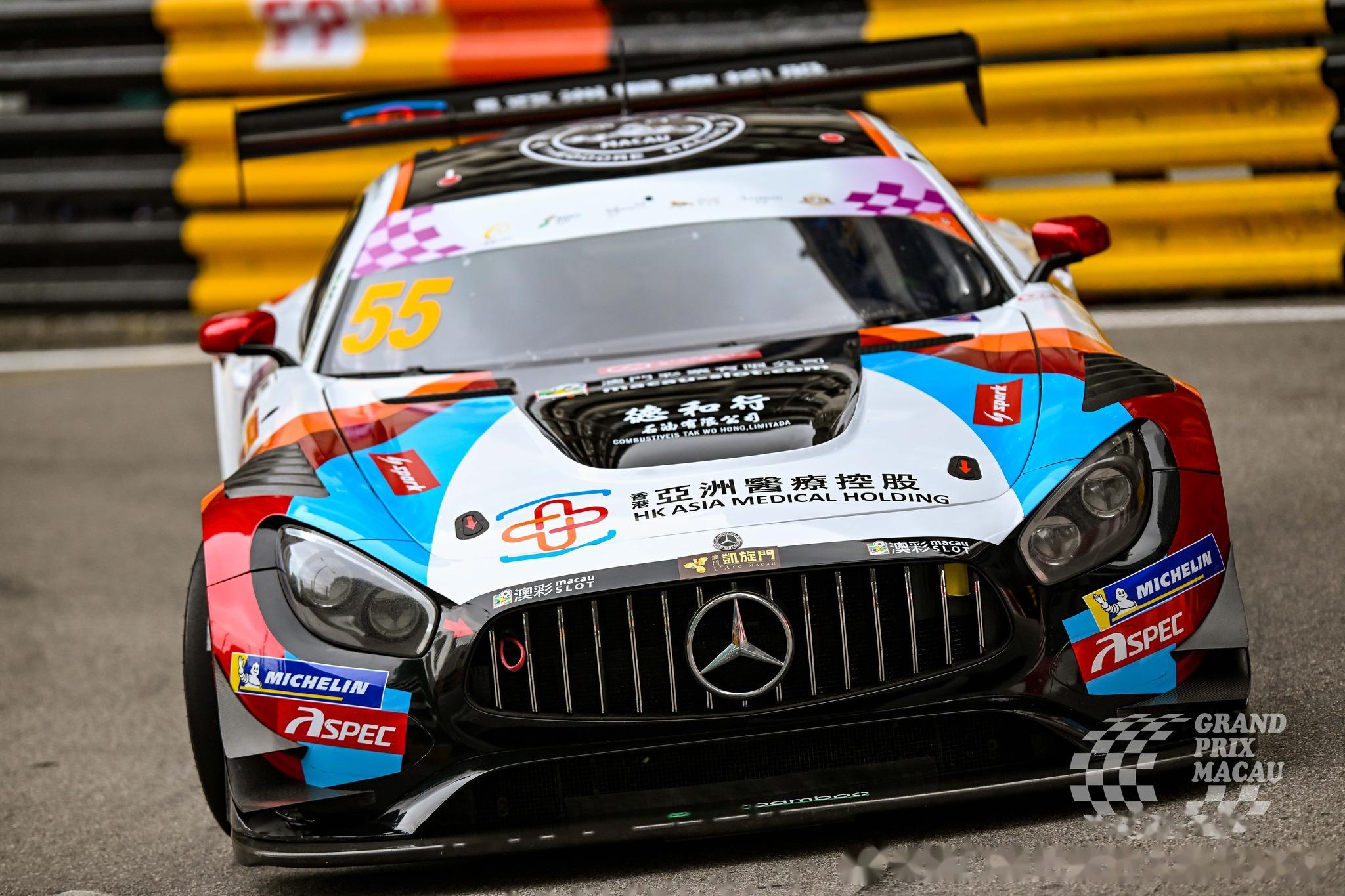 欧阳若曦拿下大湾区gt杯(gt3)杆位 欧阳若曦于他的澳门格兰披治大赛车