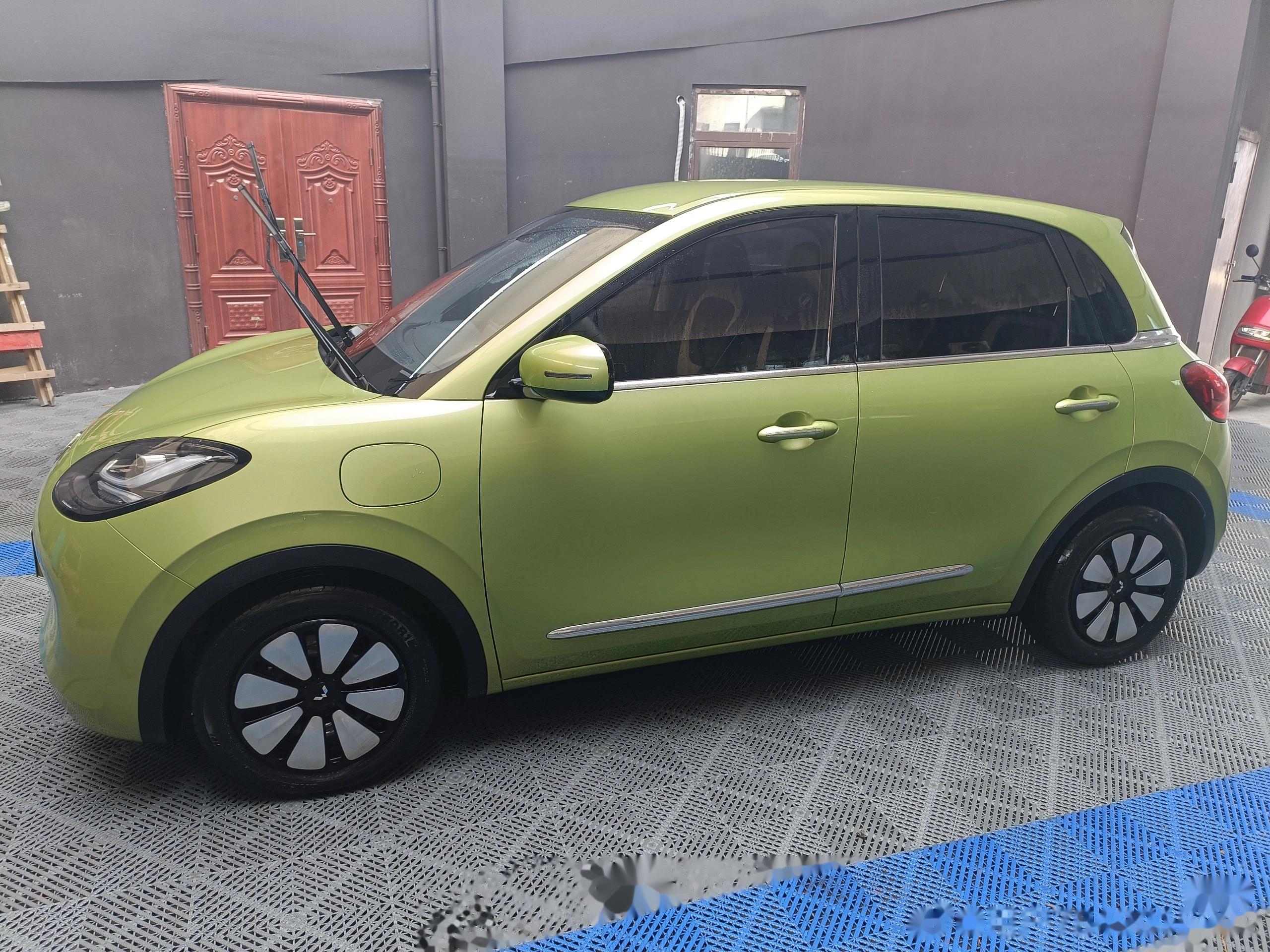 自从五一买车到现在,我的绿泡泡(五菱缤果极光绿)已经行驶了将近16000