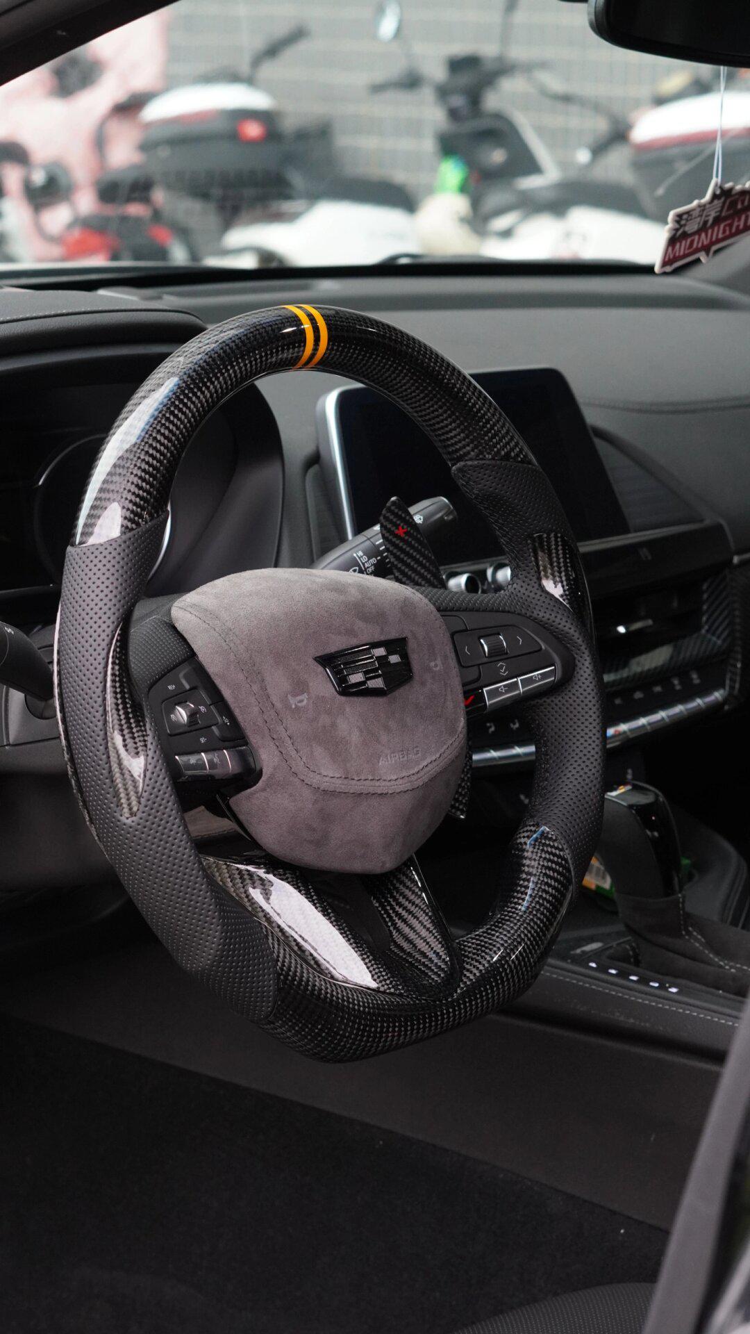 凯迪拉克ct4碳纤维方向盘