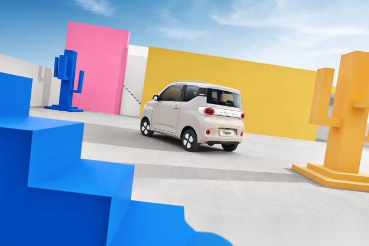 五菱宏光miniev第三代马卡龙上市了! 售价46800! 划重点! 1,快