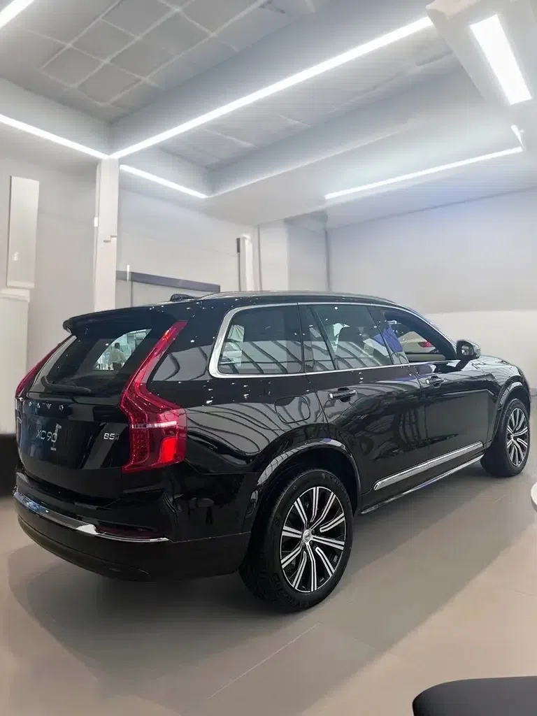 沃尔沃xc902022款图片