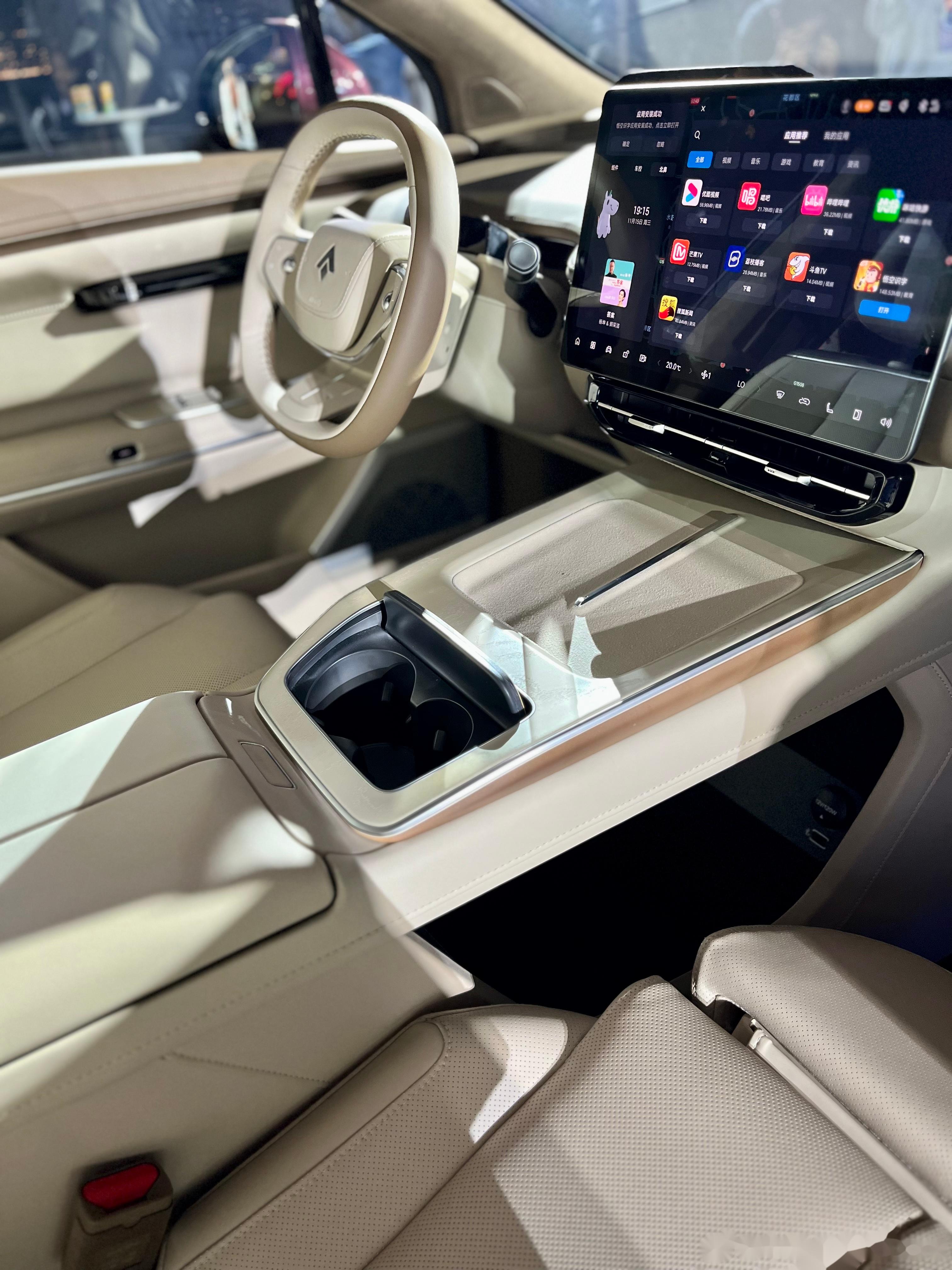 想买特斯拉model x一样的鸥翼门但是没有八九十万的预算?