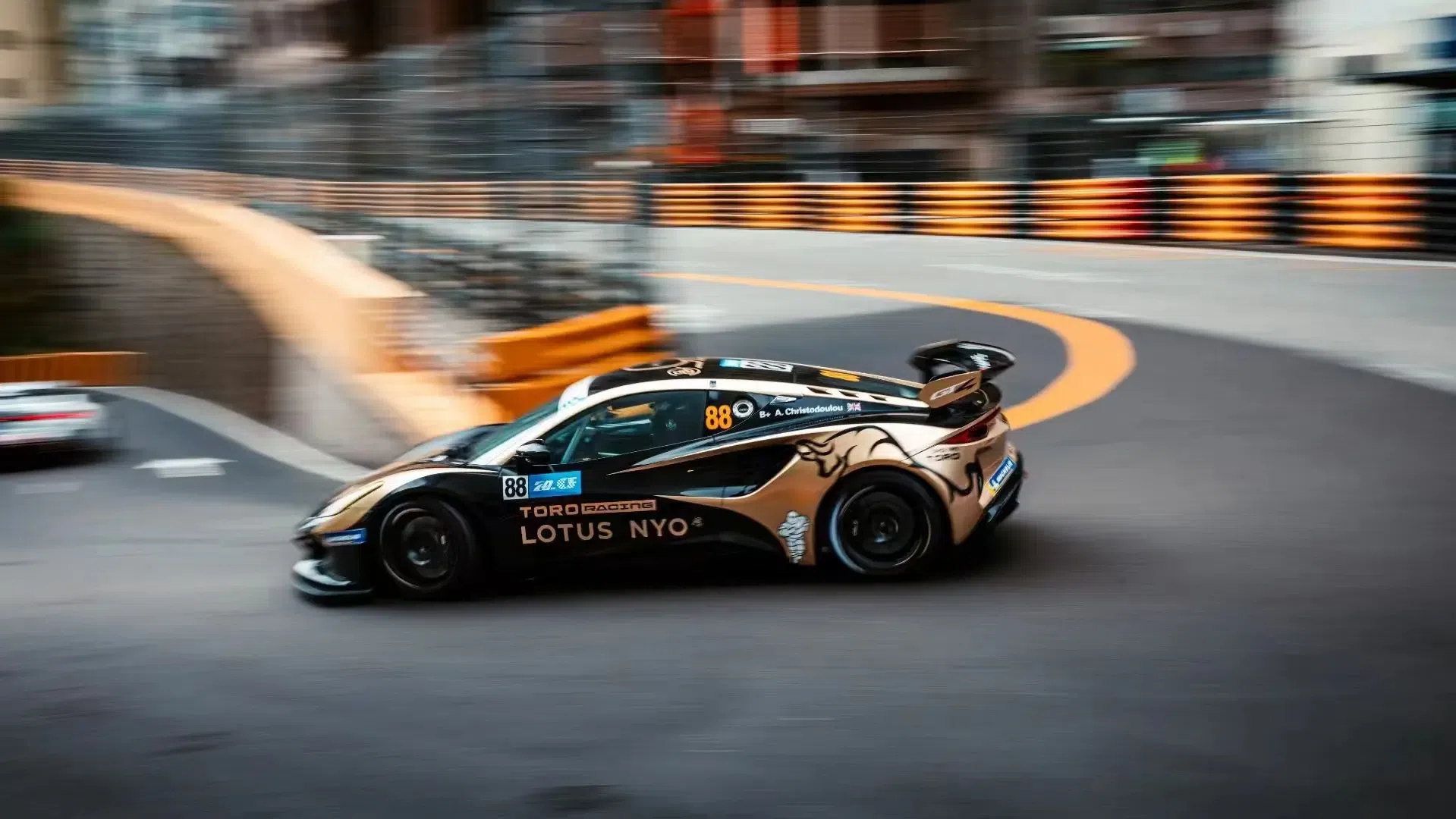 路特斯emira gt4 赛道涂装.遥遥领先,这很lotus! 路特斯emira