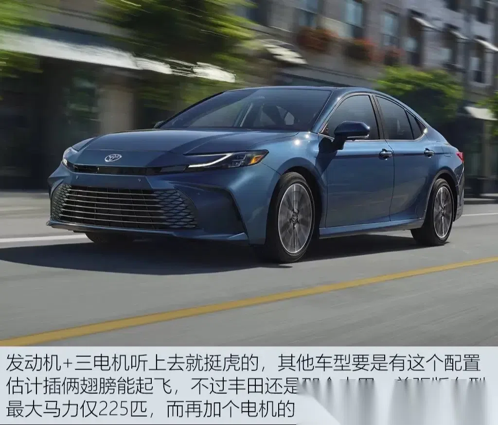 作为丰田旗下最走量的车型之一,凯美瑞自1982年上市以来,就凭借着中庸