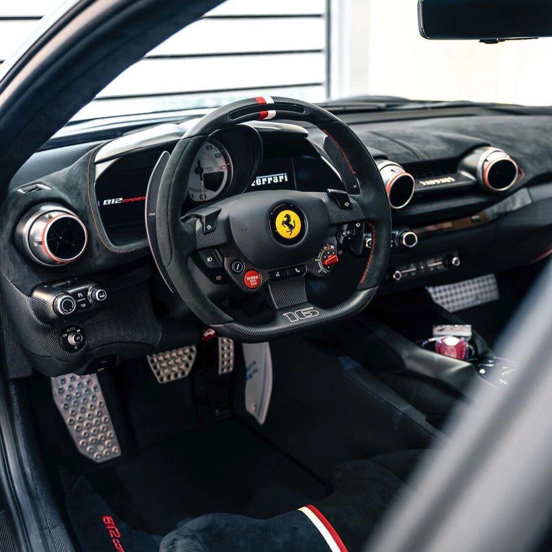 黑武士帅爆6015ferrari 812 competizione9315