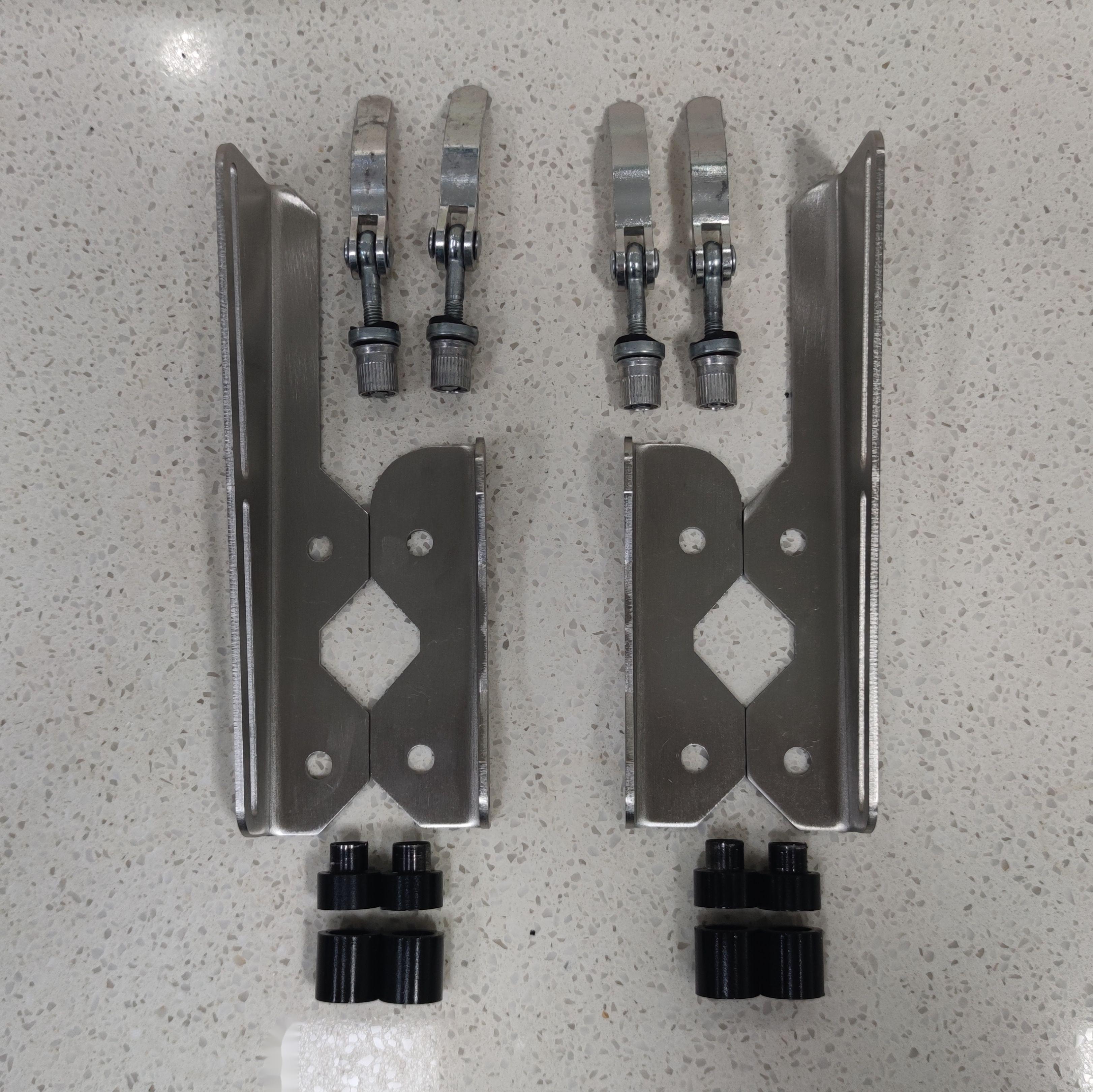 不锈钢,手动调节风挡支架.可升高10cm左右,角度5度左右.