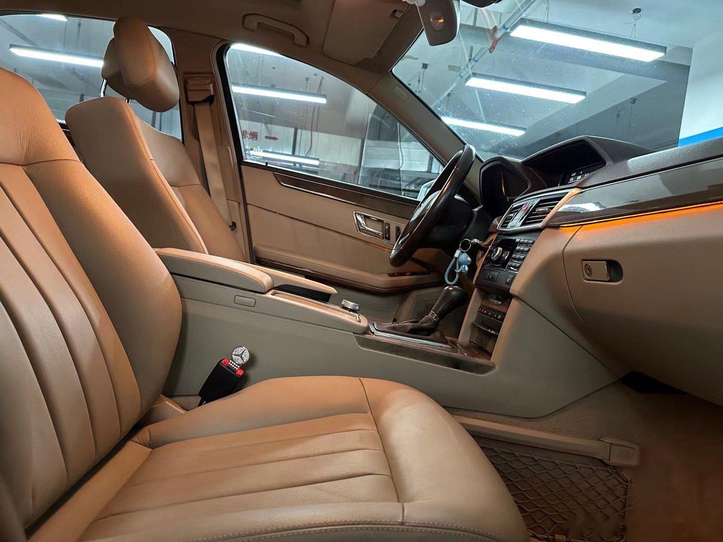 >95-京牌过户-11年7月上牌进口奔驰e200cgi京牌一手0过户全程店>