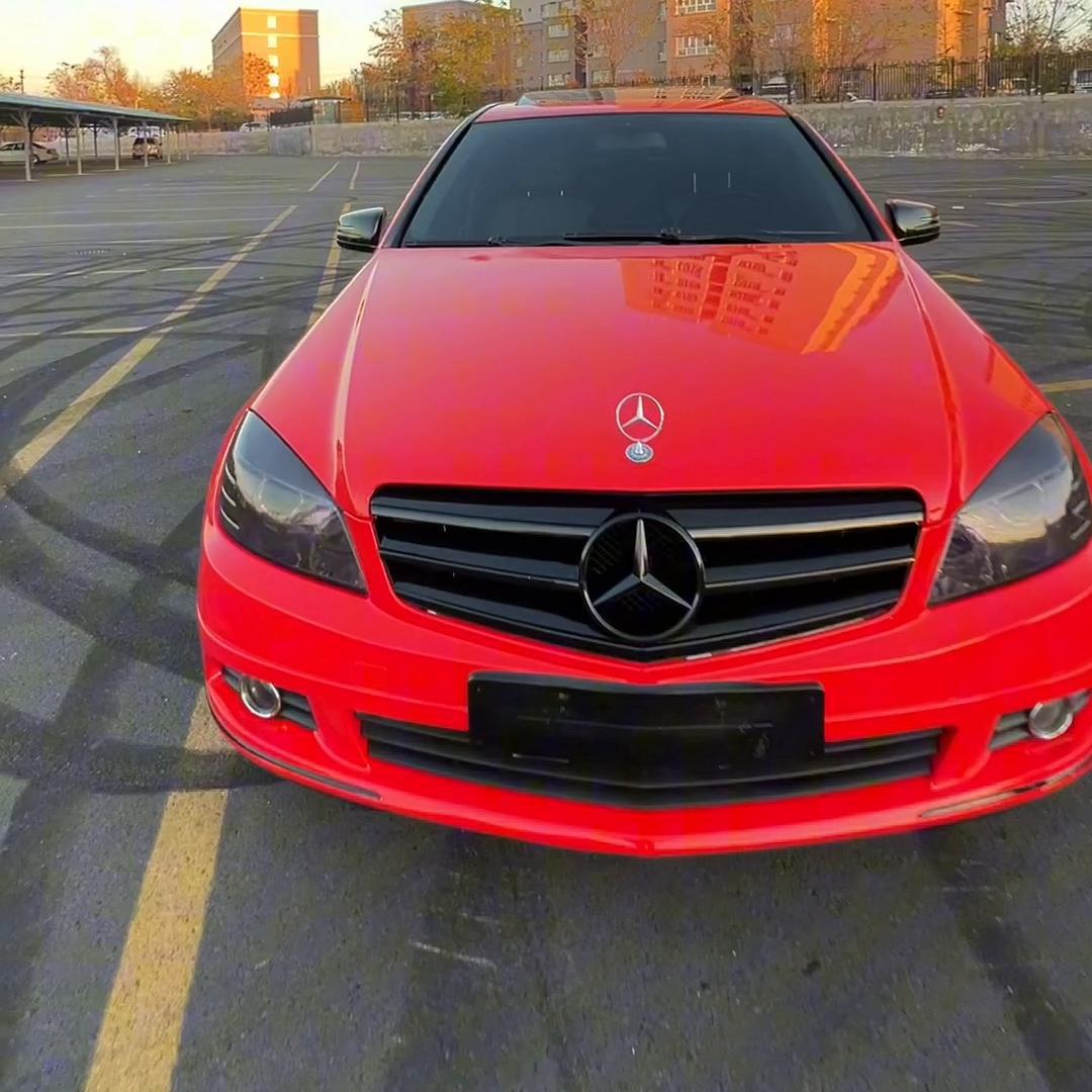 首先从外观上看,奔驰c