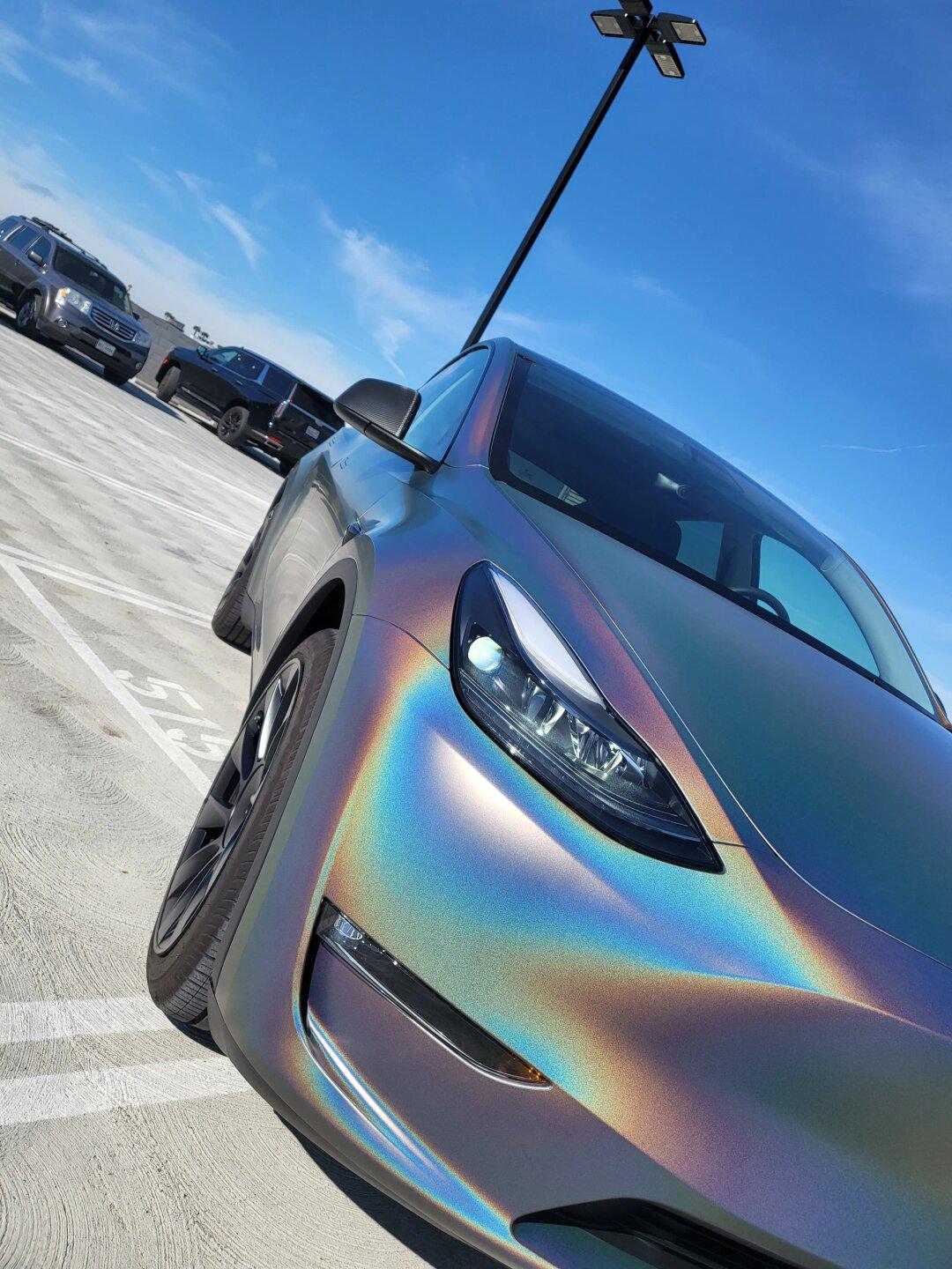 特斯拉model y 变色龙改色膜太帅啦