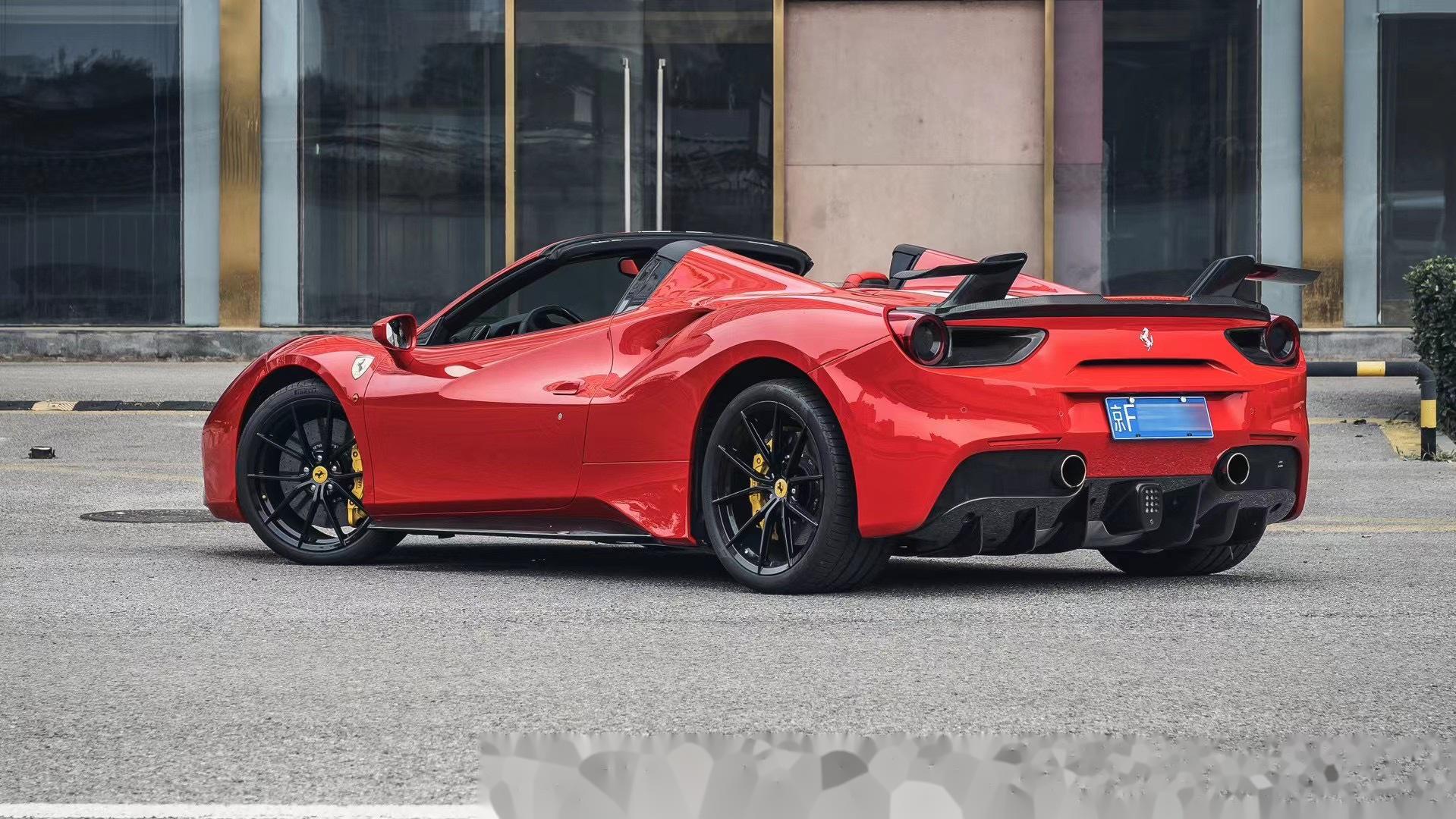 2018年 法拉利488 敞蓬,f4xxk套件,全车原车漆,精品车况