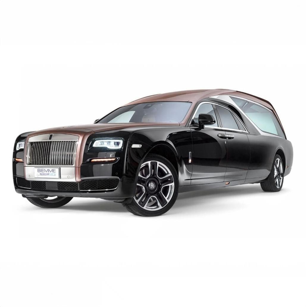 意大利🇮🇹改装厂出品的劳斯莱斯古思特灵车拥有