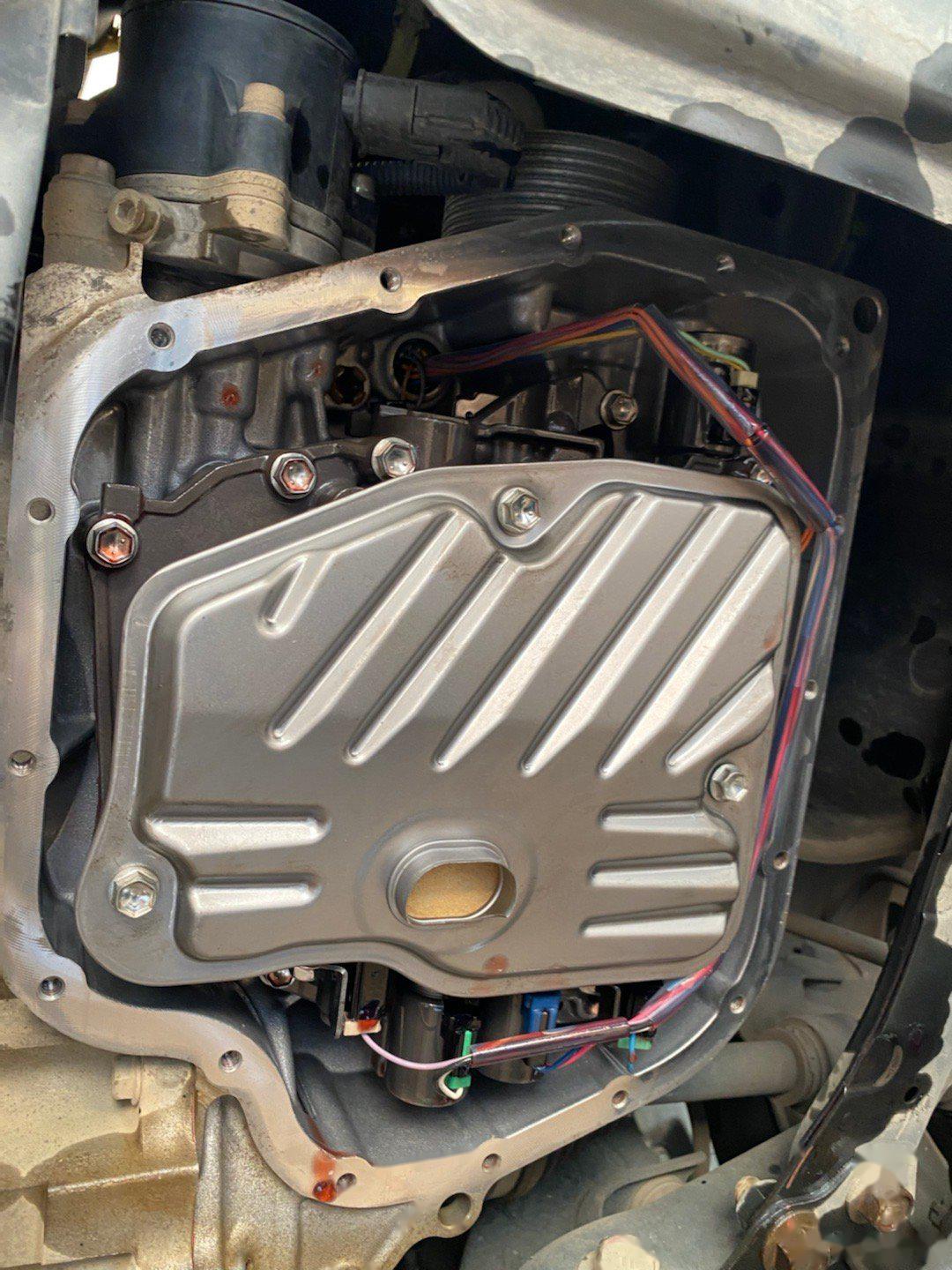 2t大保养 原厂cvt油 爱信变速箱格 原厂变速箱垫 奔德士前刹车片_雷凌