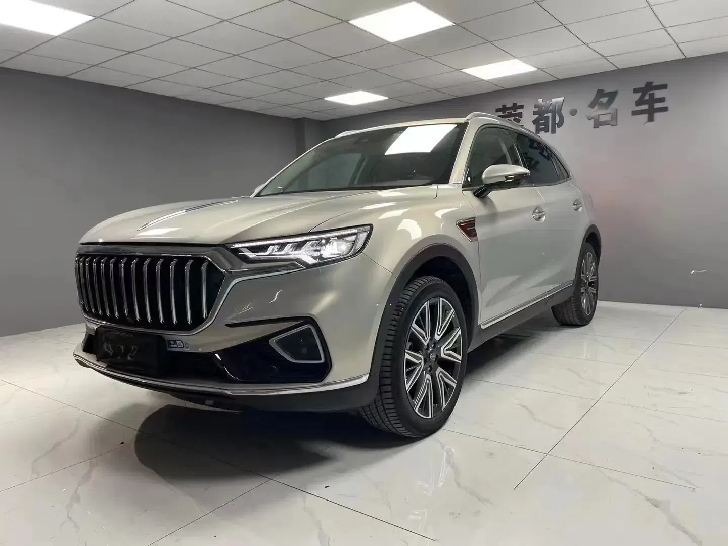 债权转让不过户 【品牌型号】:红旗hs5 【车辆排量】:2.