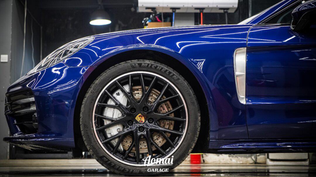 帕拉梅拉升级turbo包围 阿基波罗十活塞刹车_保时捷panamera社区_易车